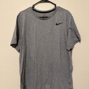 Nike Gray Short Sleeve Tee Athletic Casual